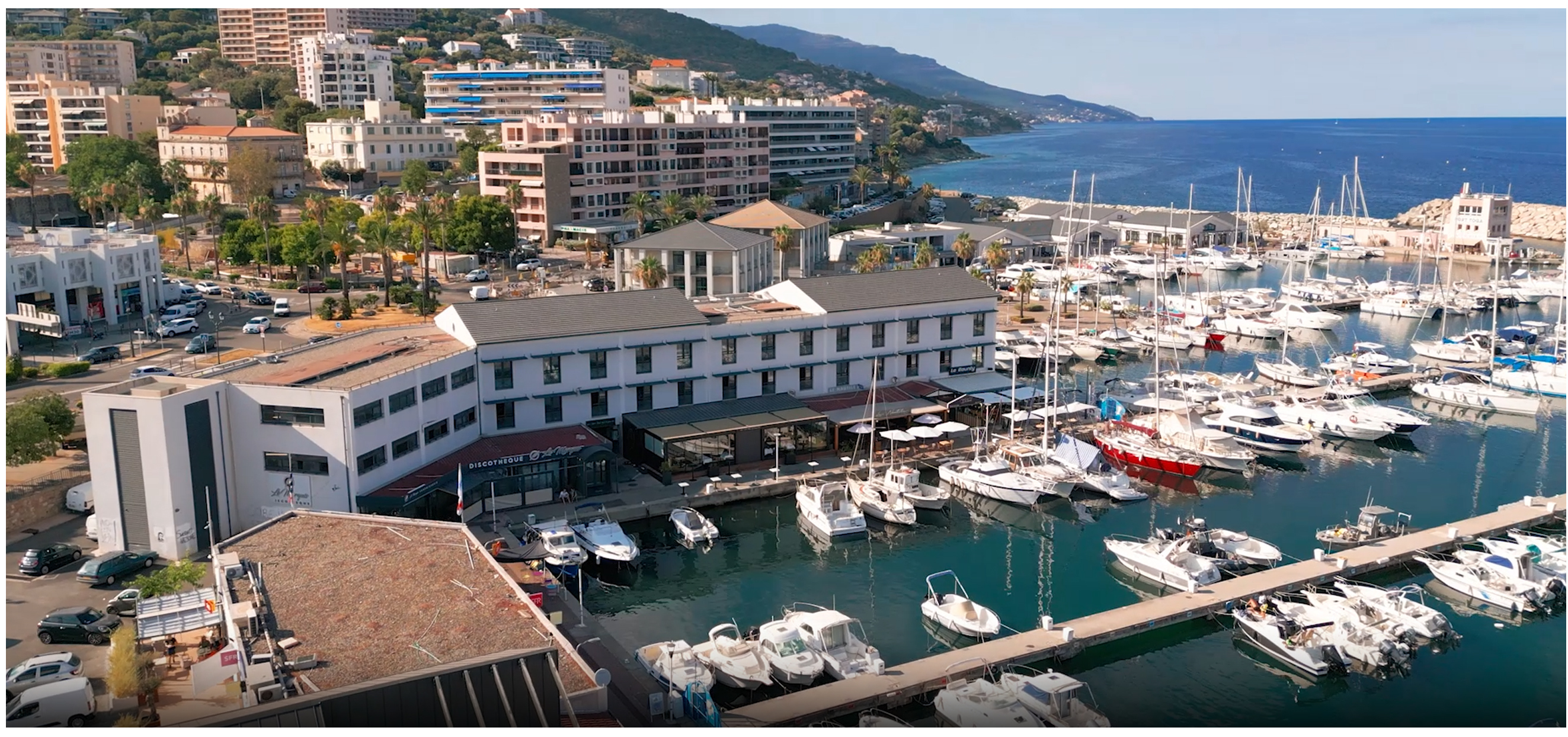 🏢 L’antenne de l’ADEC en Haute-Corse intègre de nouveaux locaux ! Les équipes vous recevront désormais au sein du tiers-lieu dédié à l’innovation de la Communauté d'agglomération de Bastia : AVVIÀ – A VELA au Port de Toga à Bastia